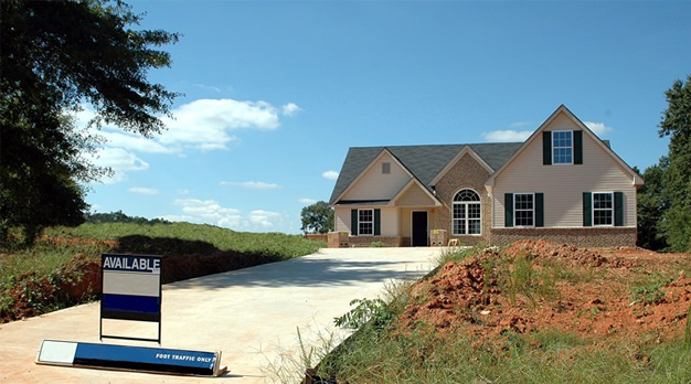 real estate photo enhancement exterior before